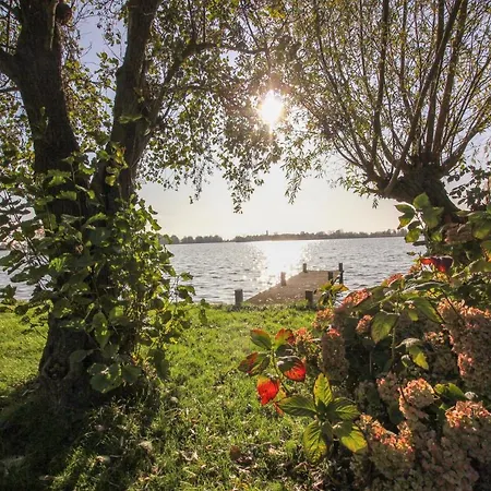 Reeuwijkse Plassen Vakantiehuis *